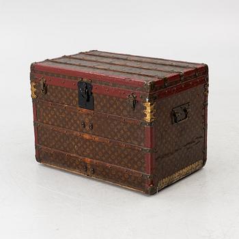 Louis Vuitton, Trunk, circa 1900.