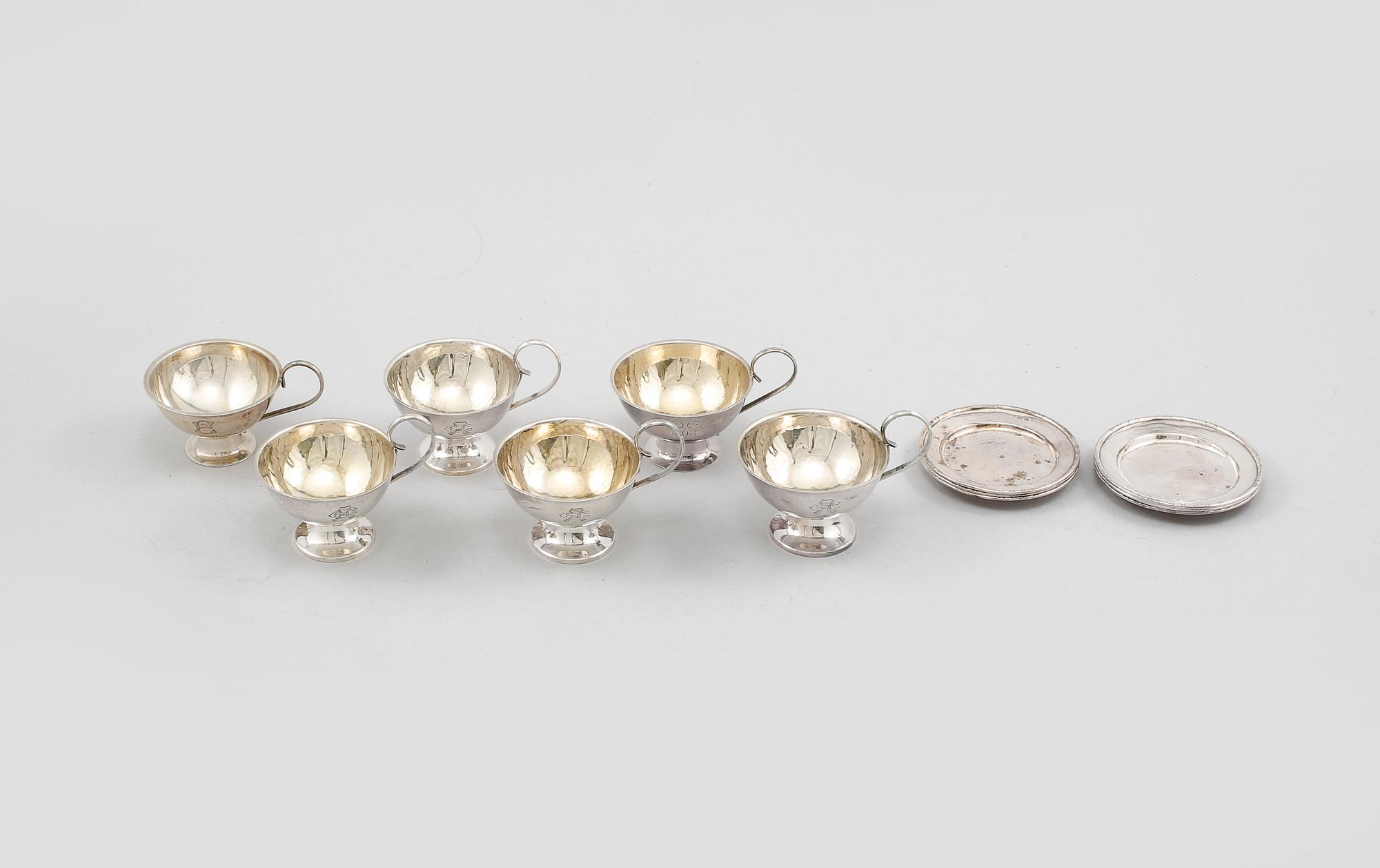 PUNCHMUGGAR, 6 st snarlika, samt ASKFAT, 6 st, silver, Sverige, 1900-talets första hälft/mitt, vikt 355 g.