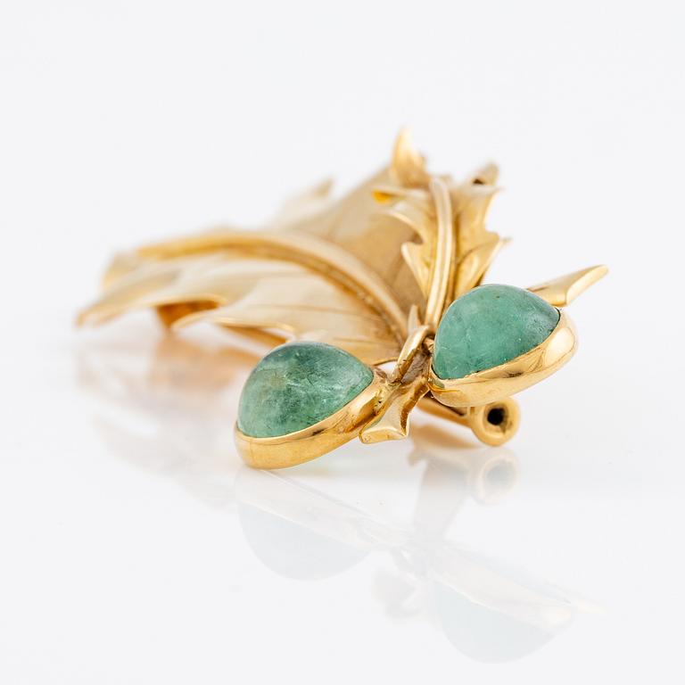 Gertrud Engel, for A. Michelsen, brooch, 18K gold with cabochon-cut emeralds.