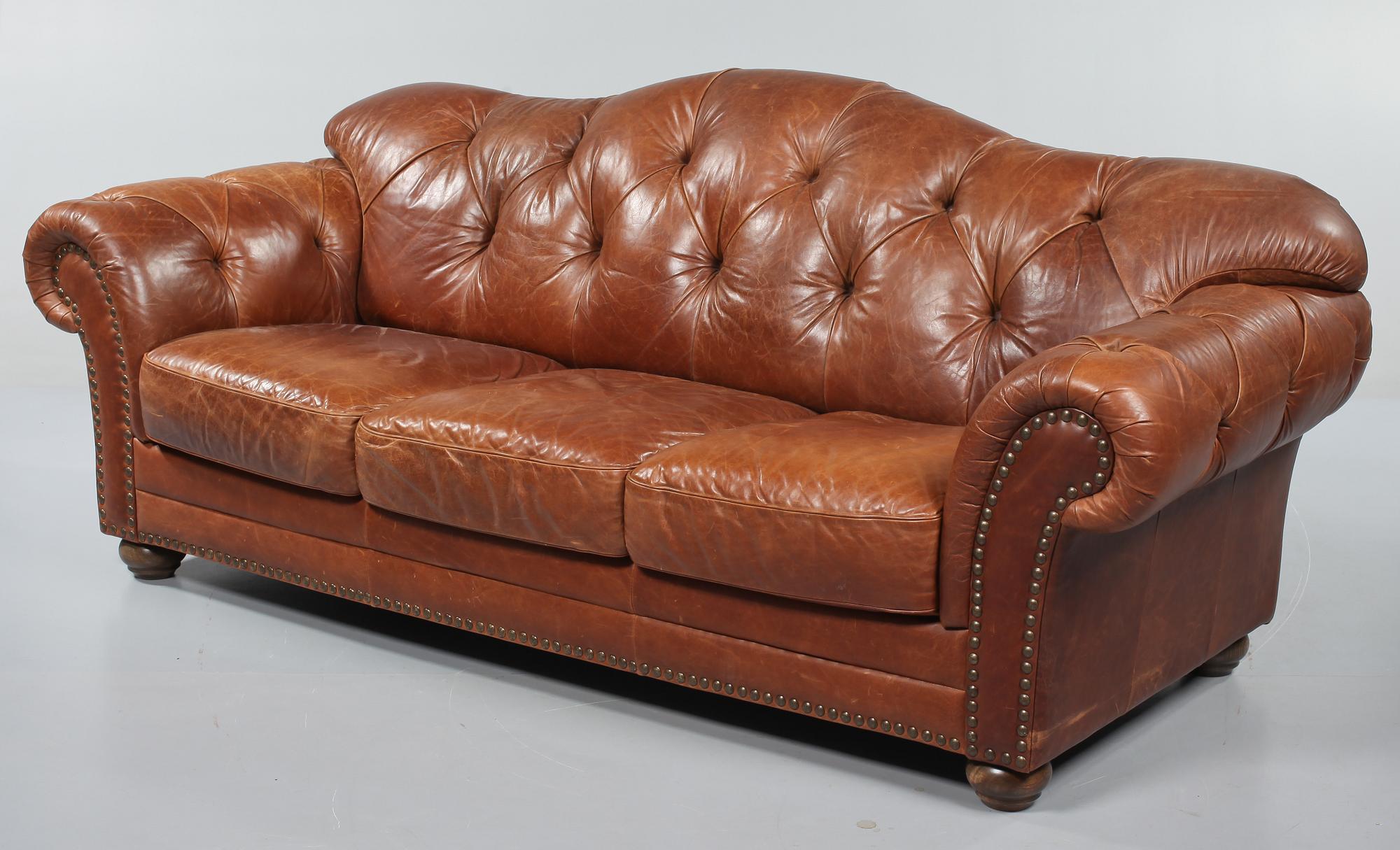 SOFFA, chesterfieldtyp, 1900-talets andra hälft.