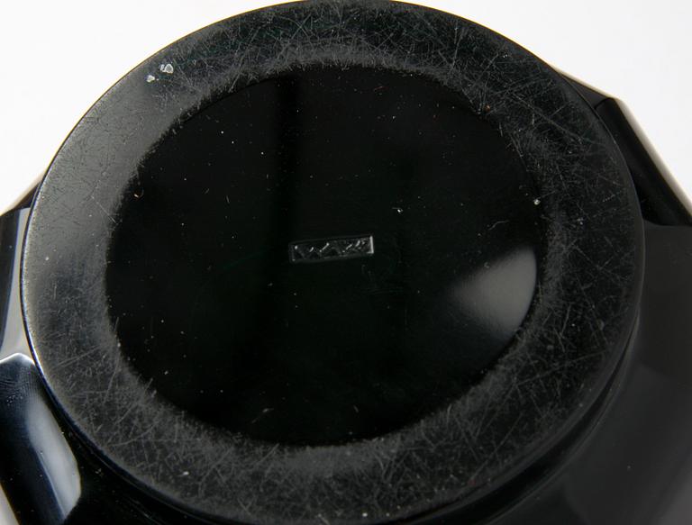 YTTERFODER, glas, J Hoffmann, Wiener Werkstätte.