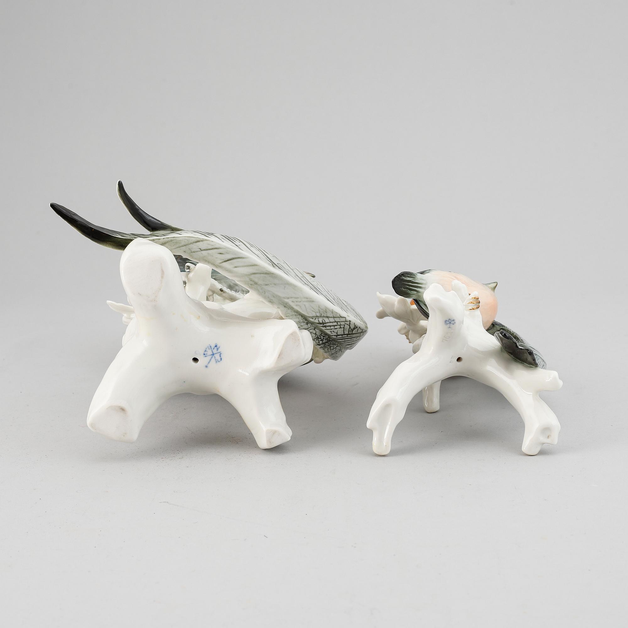 Two bird figurines, porcelain, Germany.
