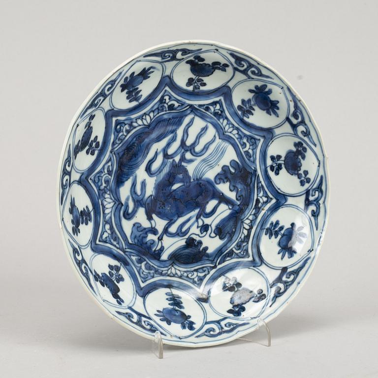 A blue and white kraak dish, Ming dynasty, Wanli (1572-1620).