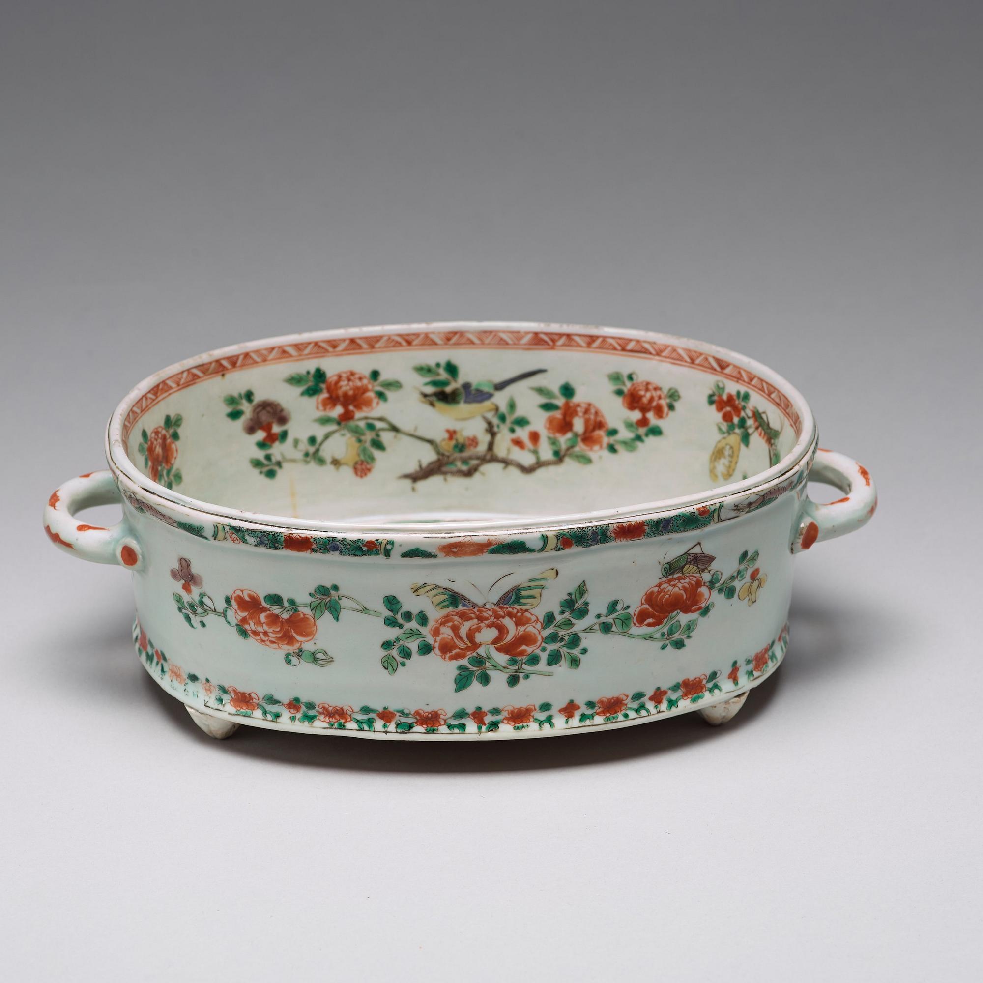 JARDINIERE/KORG, porslin. Qingdynastin, Kangxi (1662-1722).