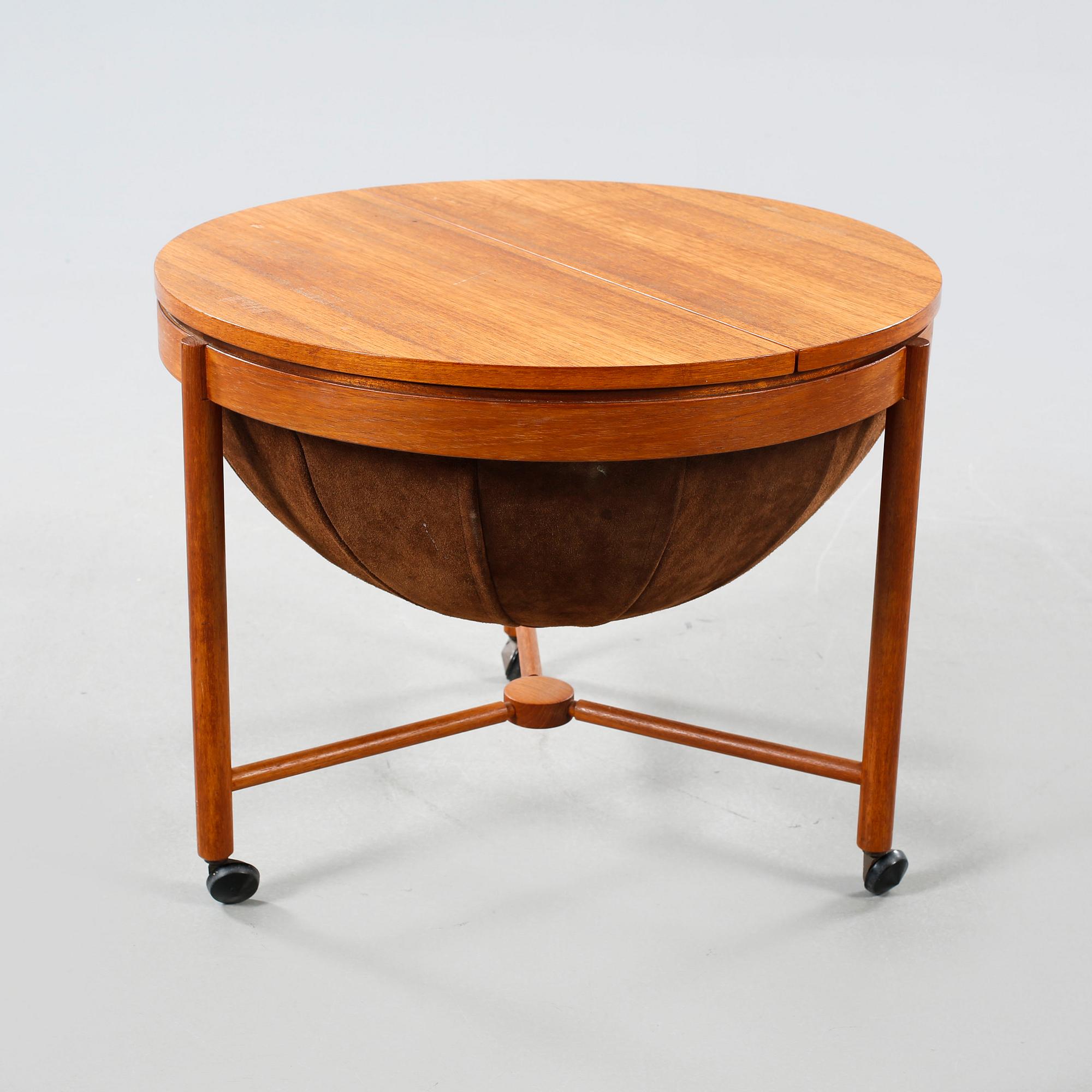 ADOLF RELLING, sybord, "Syklus", Rastad & Relling Tegnekontor, Rasmus Solberg Møbelverksted, Norge, formgiven 1962.