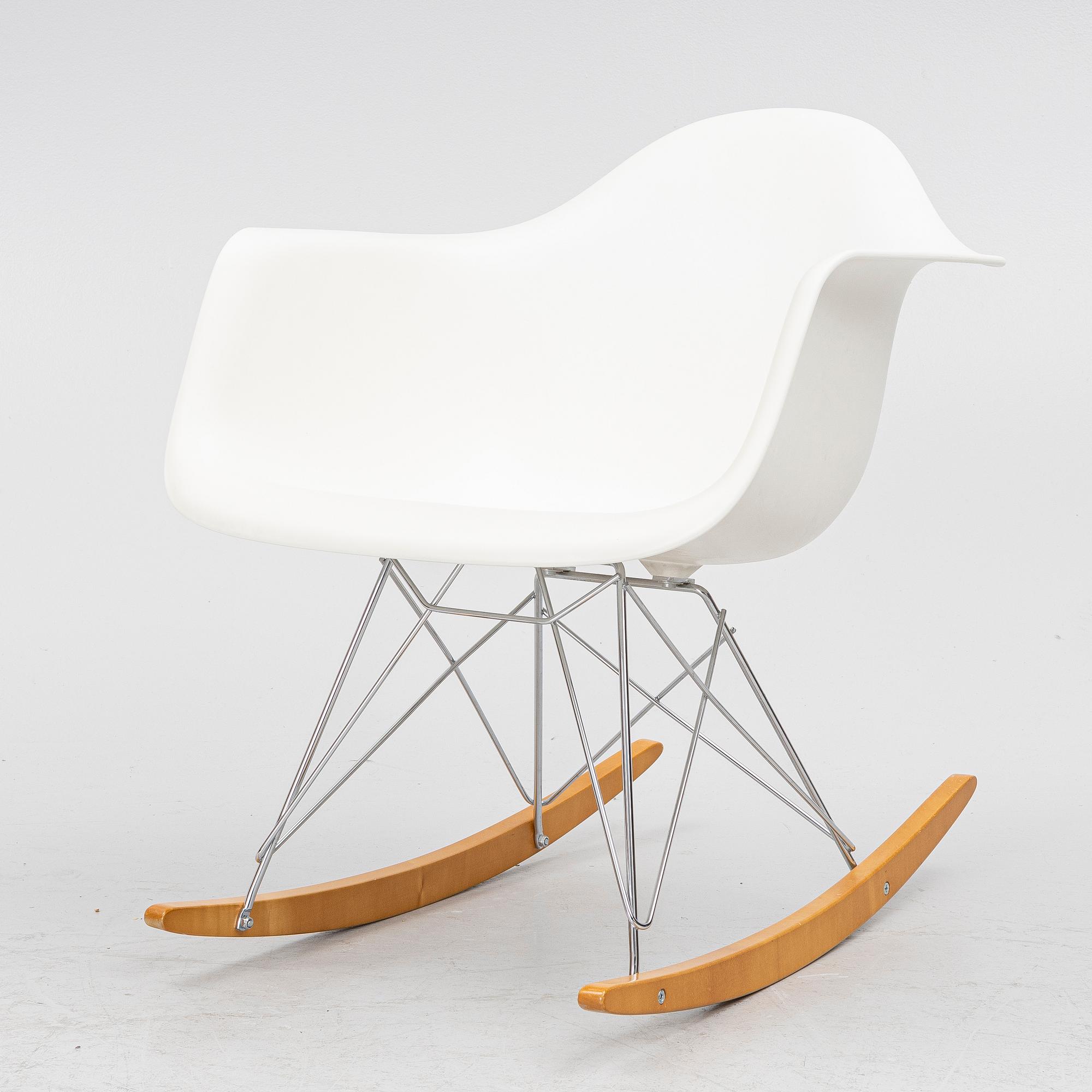 Charles & Ray Eames, gungstol, "Eames plastic armchair RAR", Vitra, 2012.