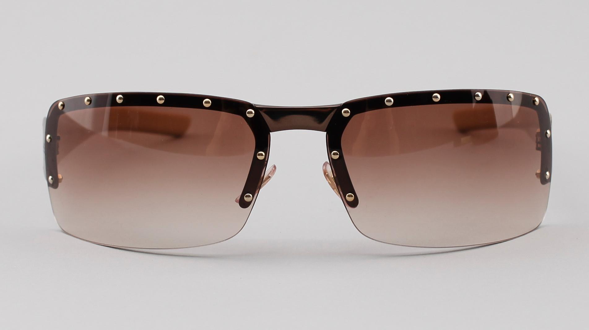 SOLGLASÖGON, Gucci.