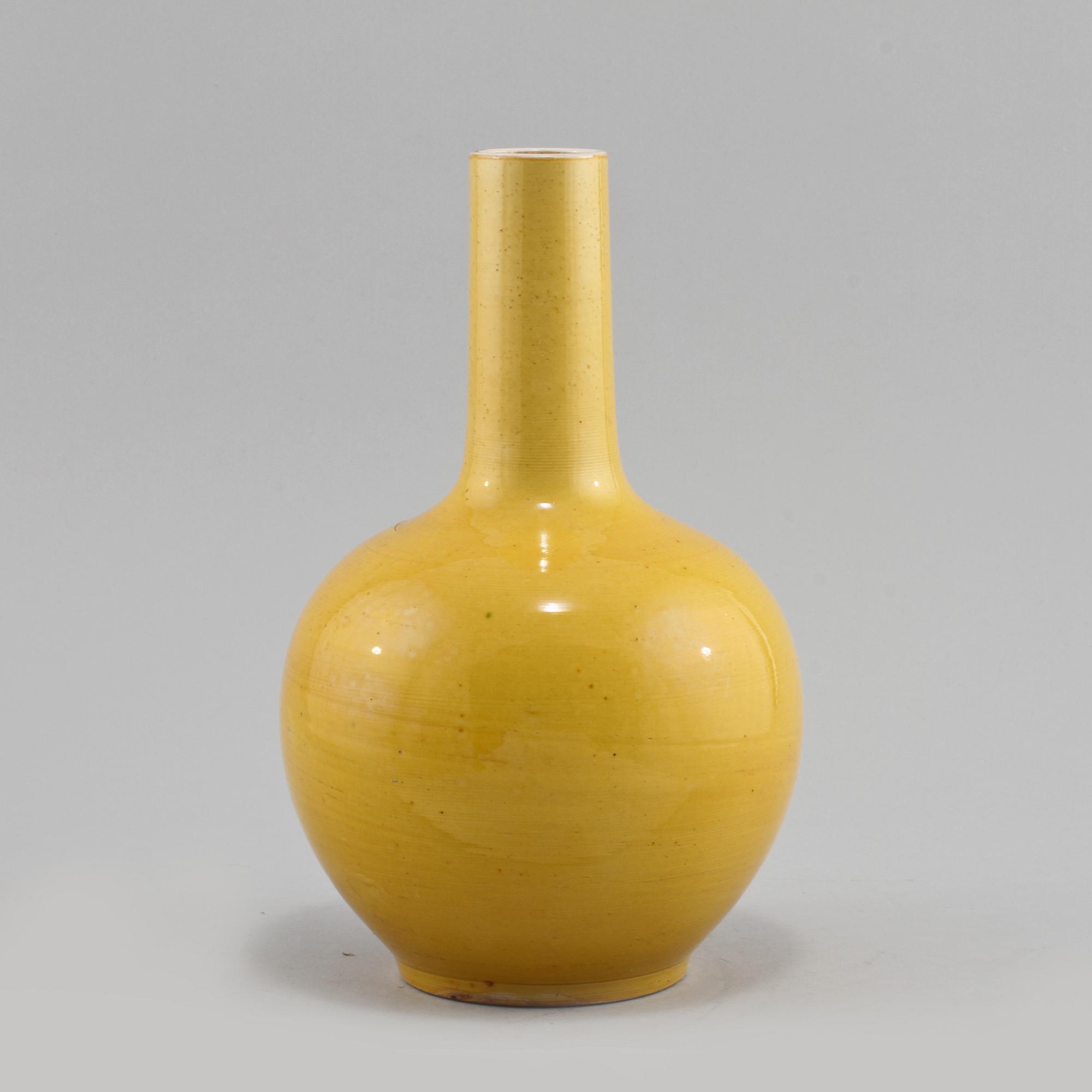 VAS, porslin, Kina, 1800/1900-tal.