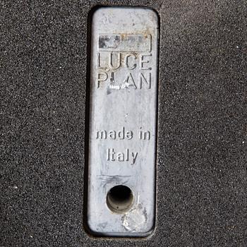 Paolo Rizzatto, golvlampor 2 st "Constanza" för Luceplan Italien formgiven 1986.