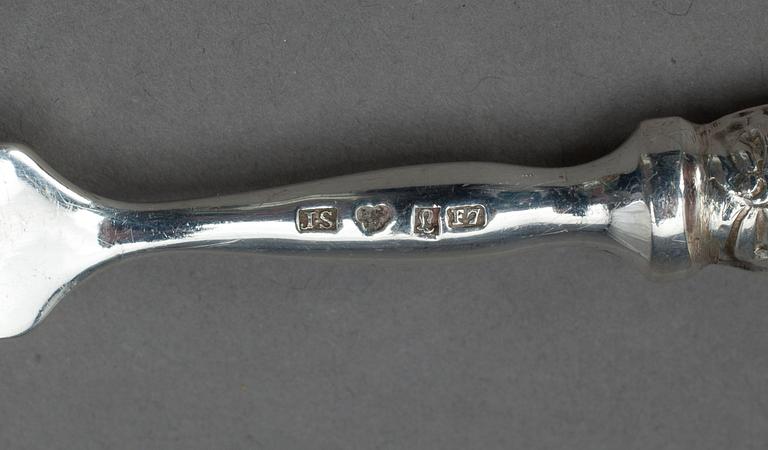 FRUKTBESTICK, 12 delar, silver, bla Johannes Schurmann, Landskrona. 1908-1916. Tot ca 409 gram.