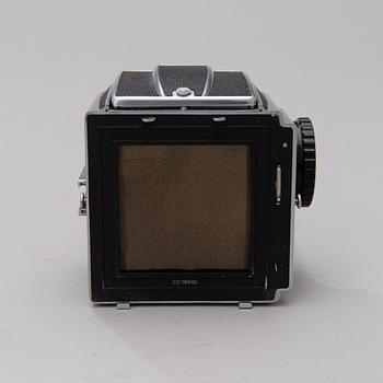 A 1955 HASSELBLAD 1000F CAMERA WITH ACCESSORIES.