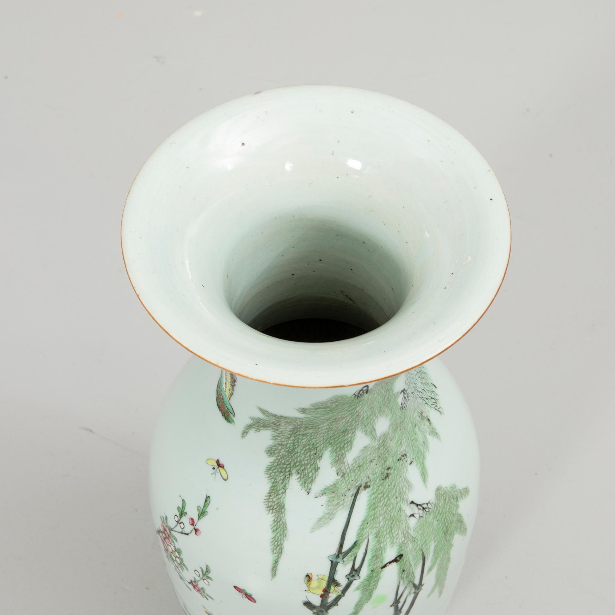 Floor vase, porcelain, China, 18th/20th century.