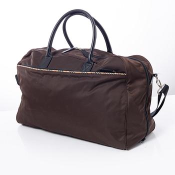 Burberry, weekend bag.