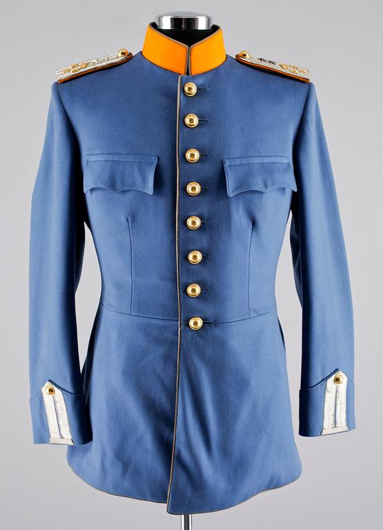 UNIFORM FÖR FÄNRIK SAMT KAVALLERISABEL, 1800-talets mitt till 1940-tal.