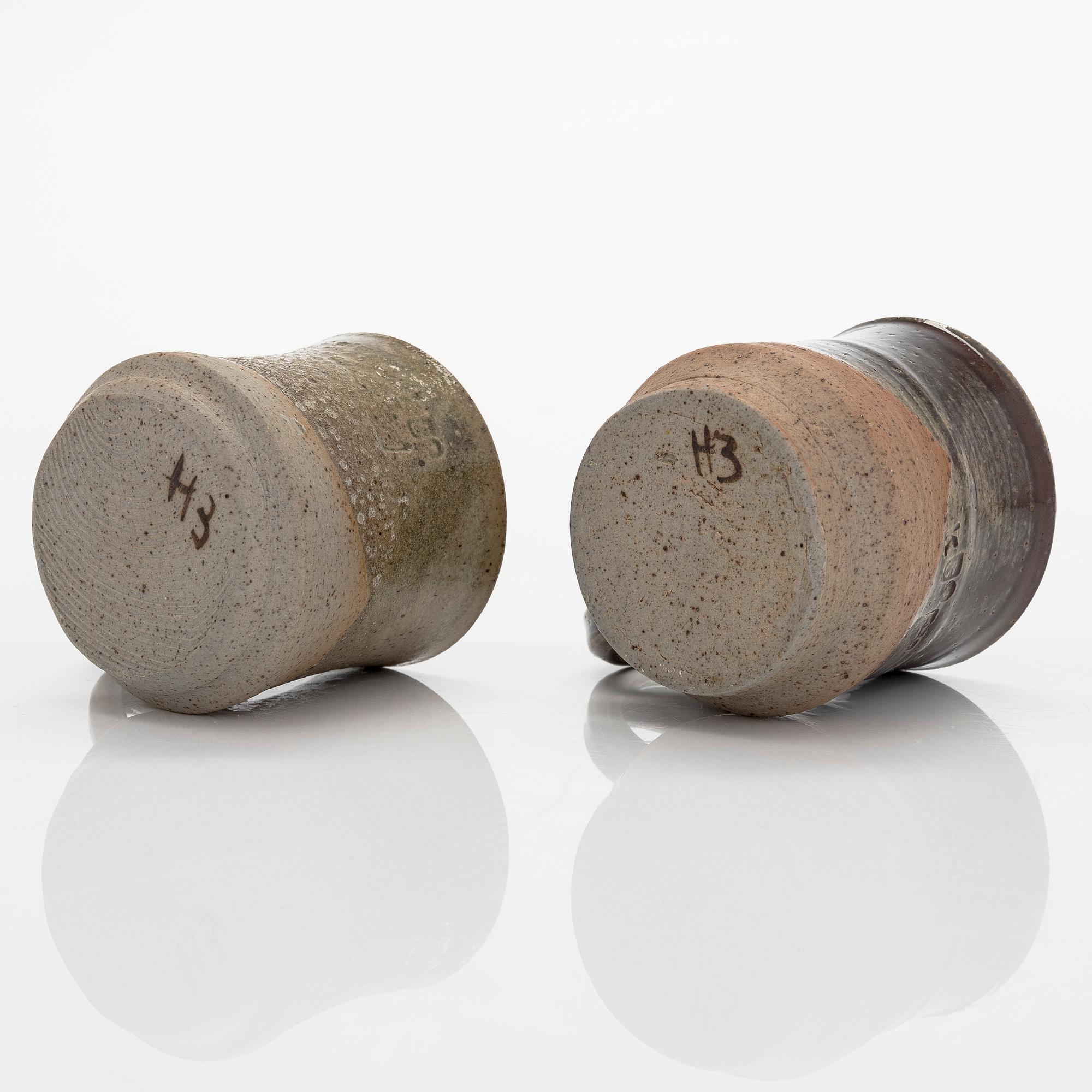 Kyllikki Salmenhaara, muggar, 2 st, stengods, signerade KS.