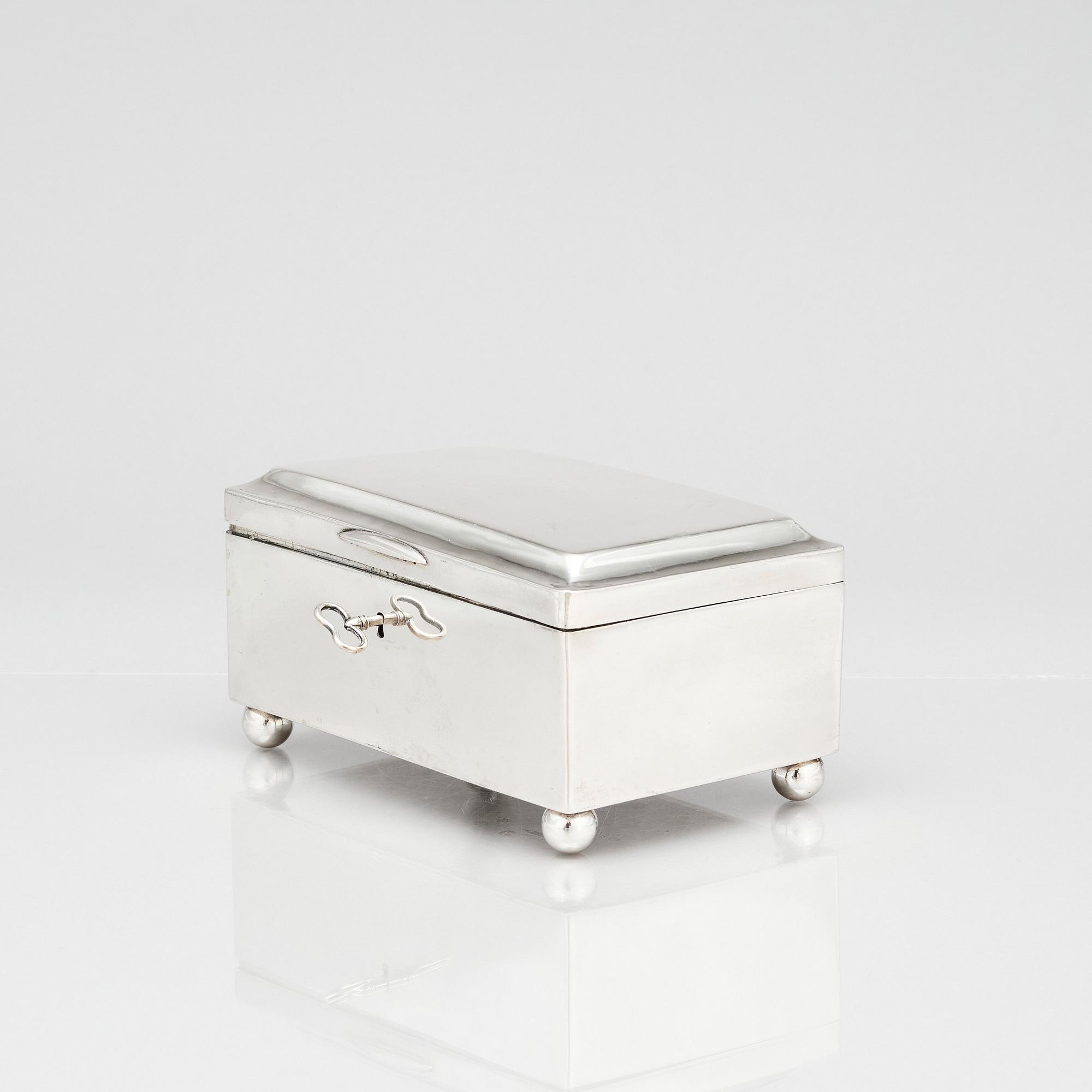 Lars Boye, skrin, silver, Stockholm 1783. Gustavianskt.