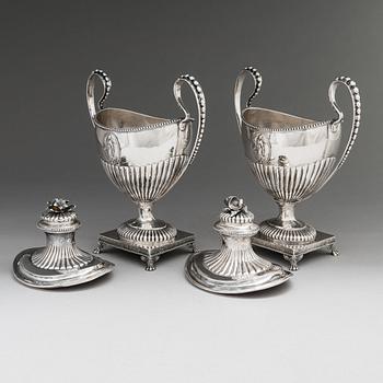 Sockerskålar, ett par, silver, gustavianska, Daniel Elfboms änka, Gävle 1795.