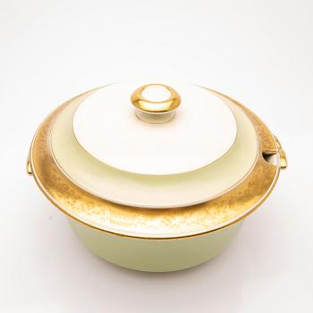 Royal Copenhagen, Service 92 pcs "Dagmar" Royal Copenhagen 1960s porcelain.