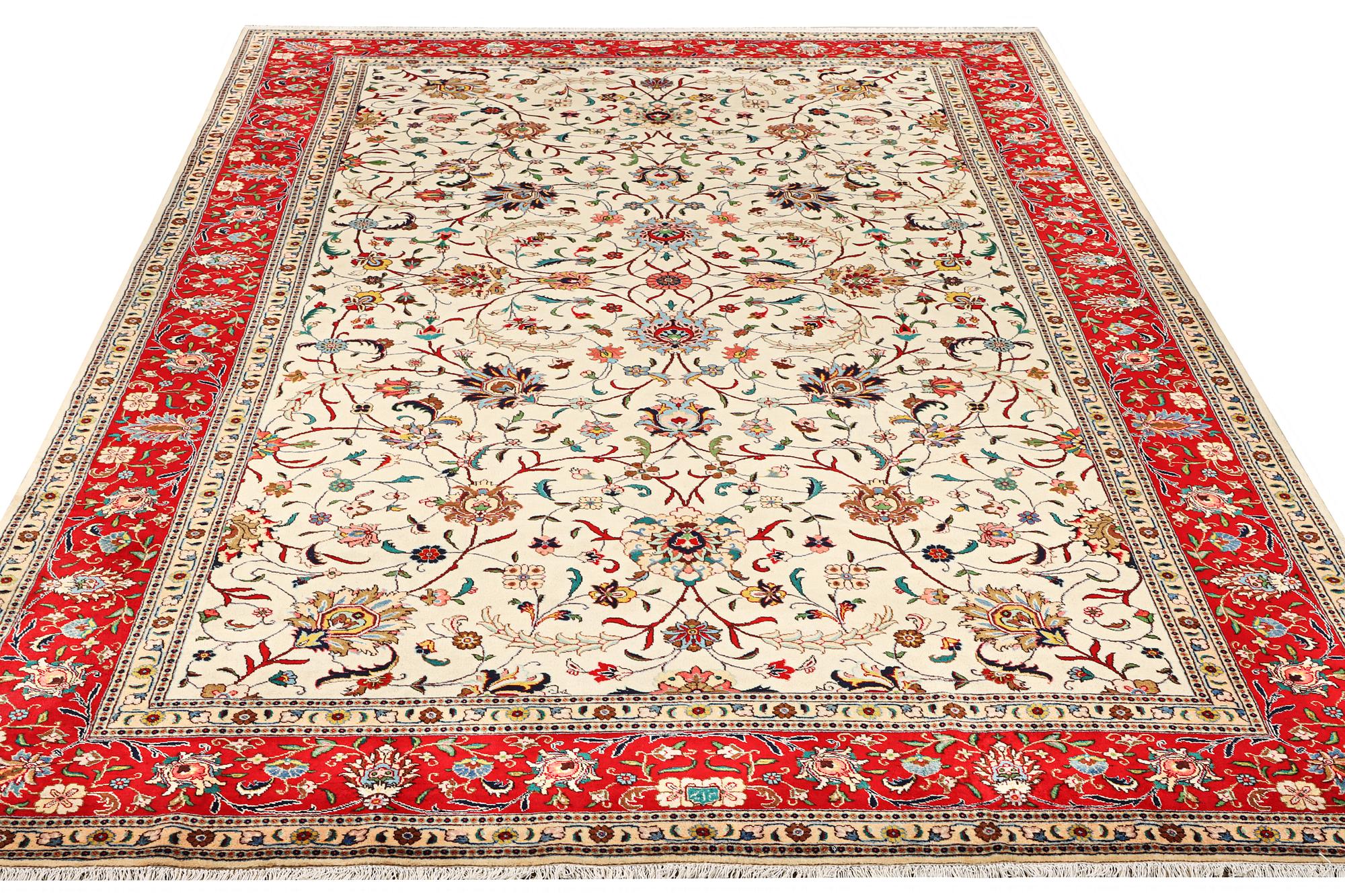 A Mahal carpet, c. 493 x 300 cm.