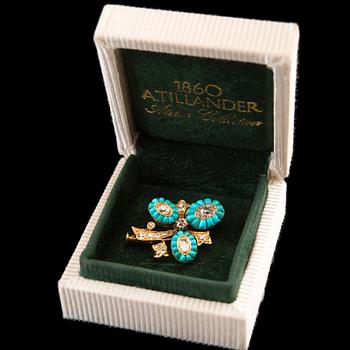 A BROOCH, old cut diamonds, turquoises. 18K gold Central Europe 18/1900 s. Weight 7 g.