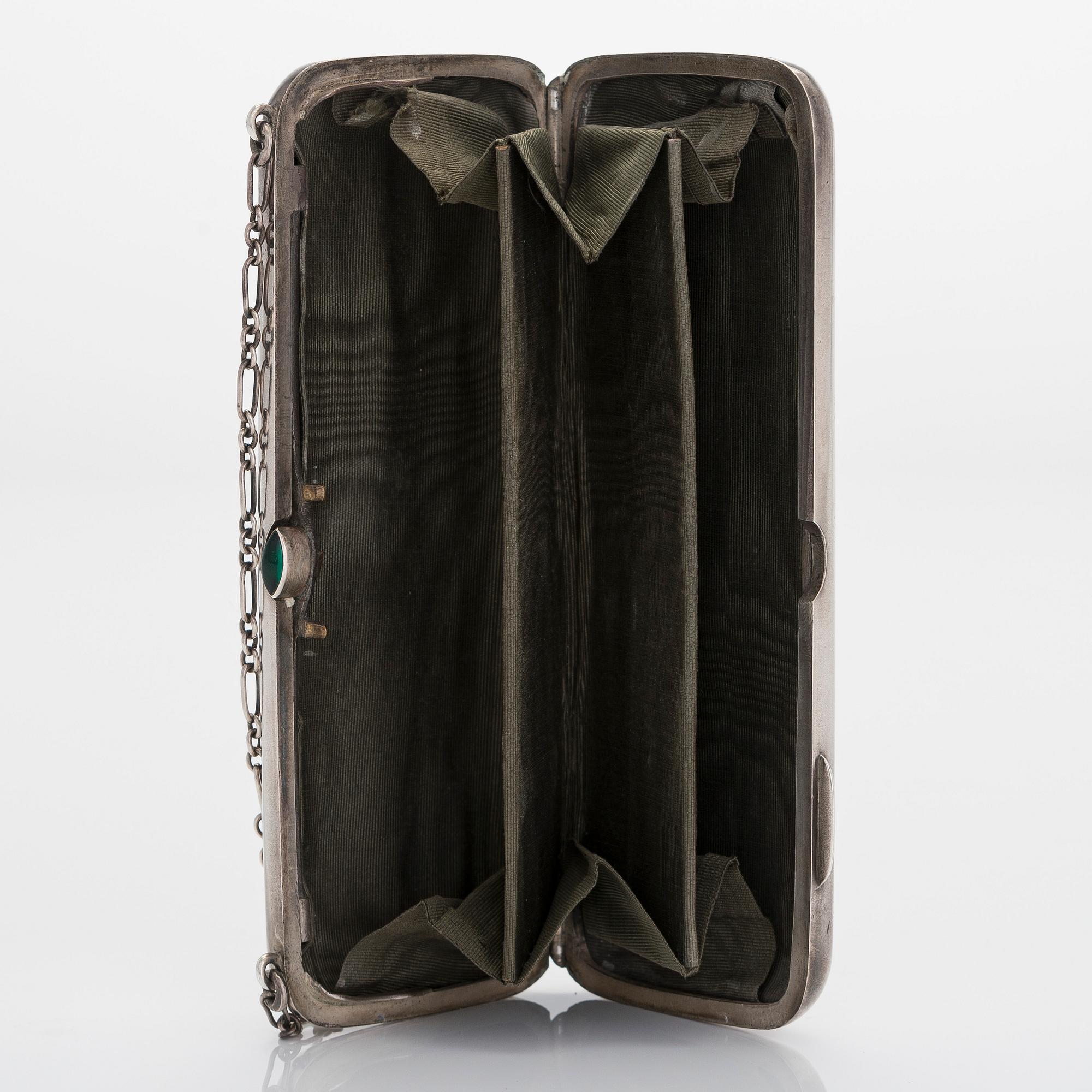 Aftonväska, silver, med färgade stenar, Moskva 1908-1926.