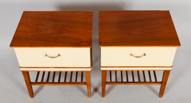 SÄNGBORD, 1 par, 1930-/40-tal.