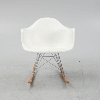 Charles & Ray Eames, a 'Eames Plastic Armchair RAR", Vitra, 2015.