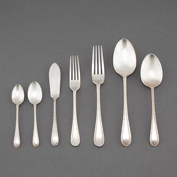 66 pieces of silver plate cutlery from Mappin & Webb in England, first half of the 20th century.