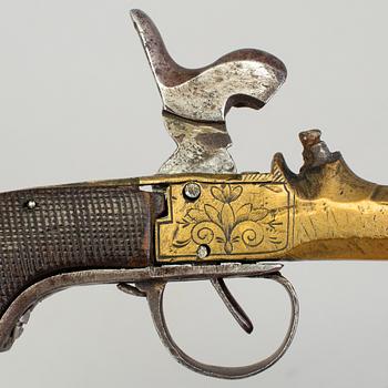 A BELGIUM PERCUSSION PISTOL, mid 19th century.