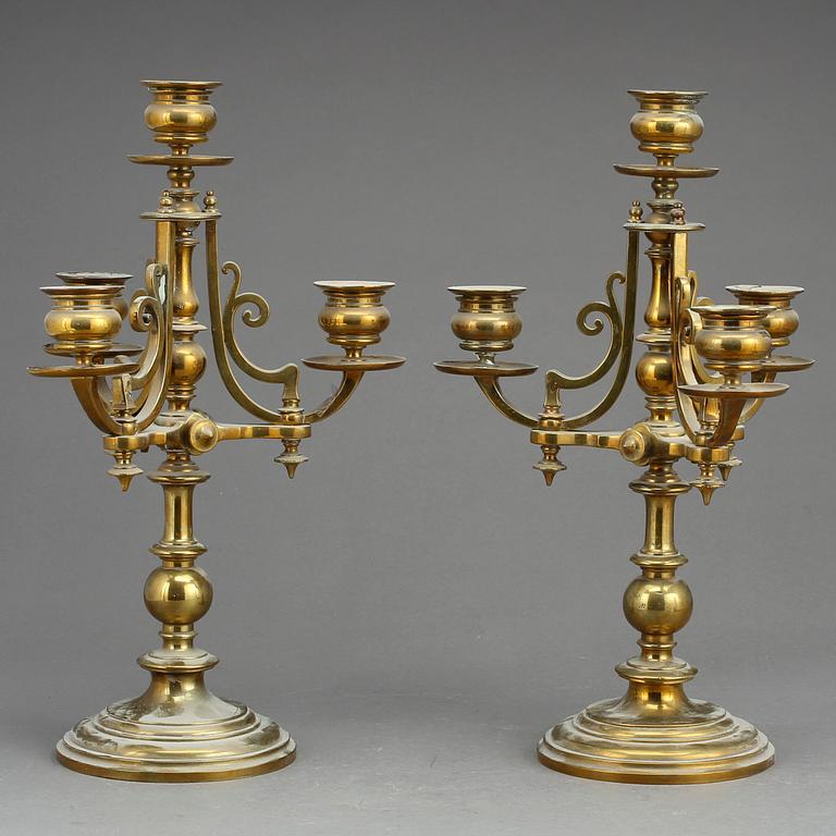 KANDELABRAR, et par, mässing, 1800-talets slut.