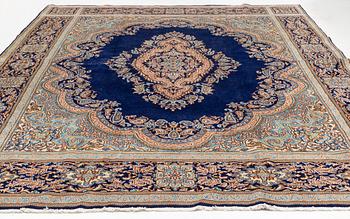 A Kerman carpet, circa 403 x 301 cm.