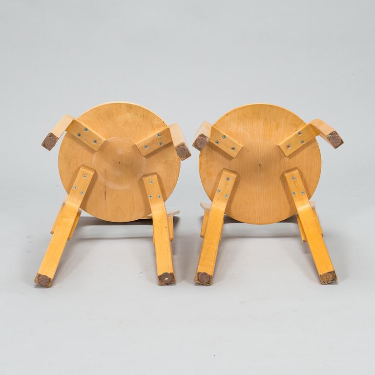 Alvar Aalto,  stolar, 5 st, modell 65, Artek 2000-tal.
