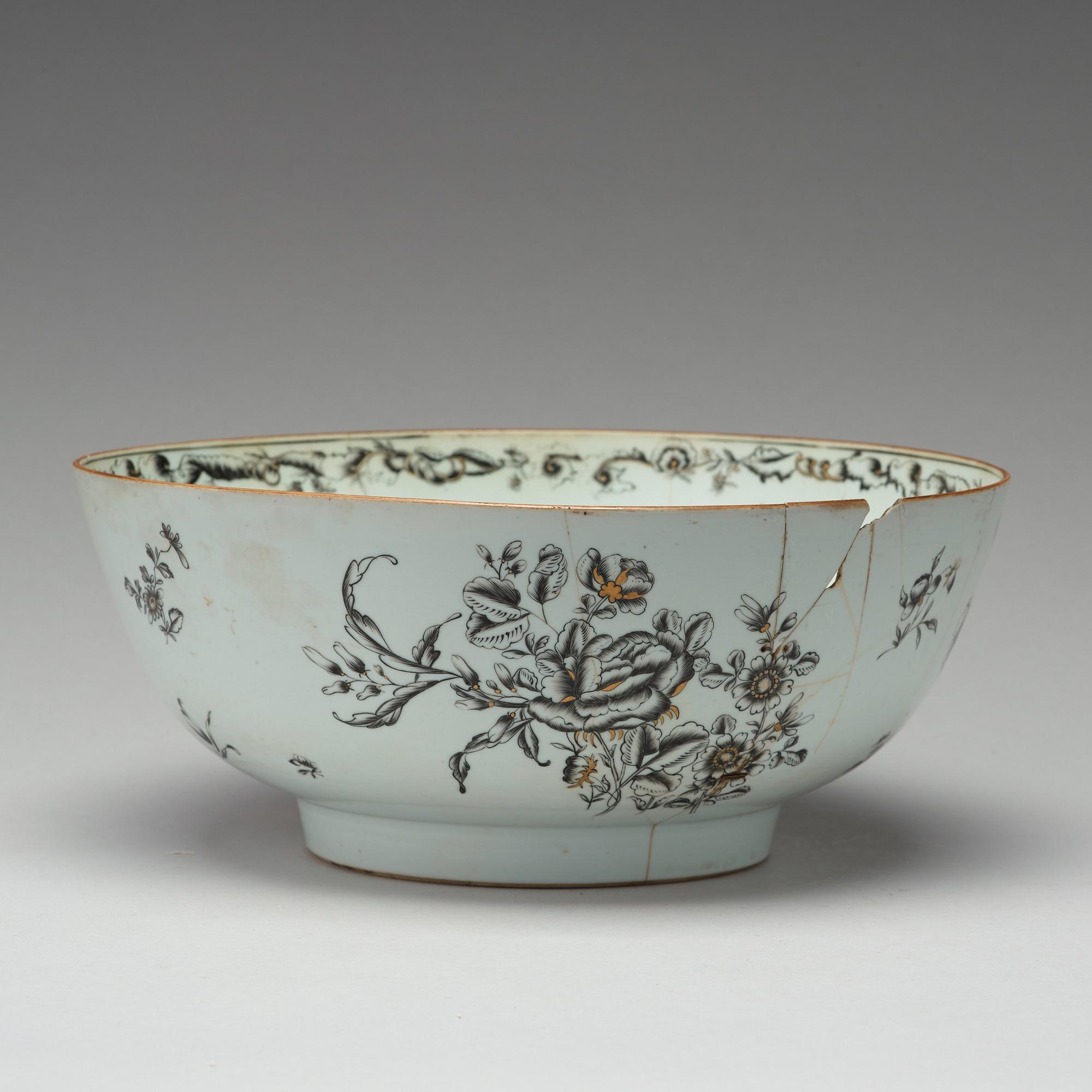BÅLSKÅL, kompaniporslin. Qing dynastin, Qianlong, daterad 1762.