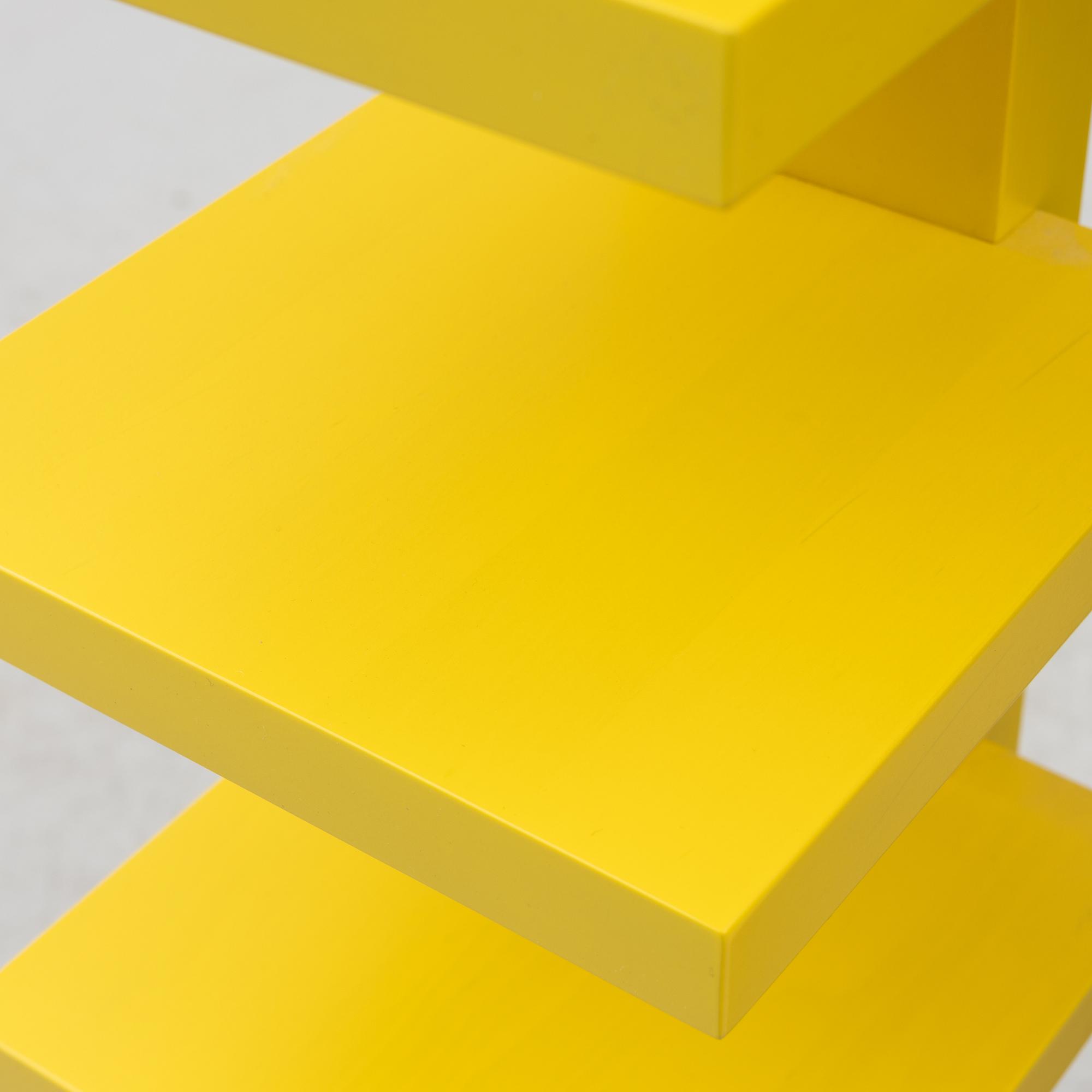 John Kandell, Shelf, 'Pilaster', Källemo.