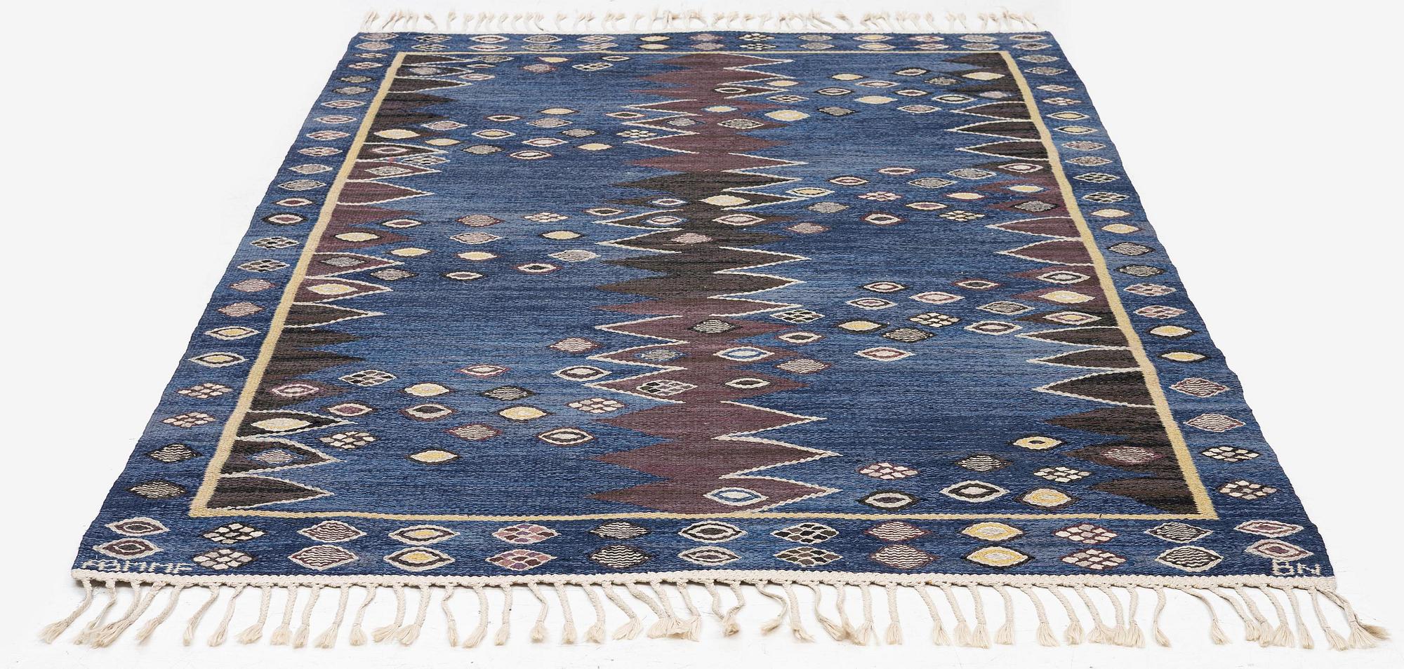 Barbro Nilsson, a 'Snäckorna' carpet,  tapestry weave, c. 219 x 144 cm, signed AB MMF BN.