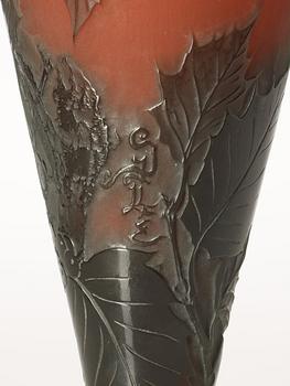 An Emile Gallé Art Nouveau cameo glass vase, Nancy, France.