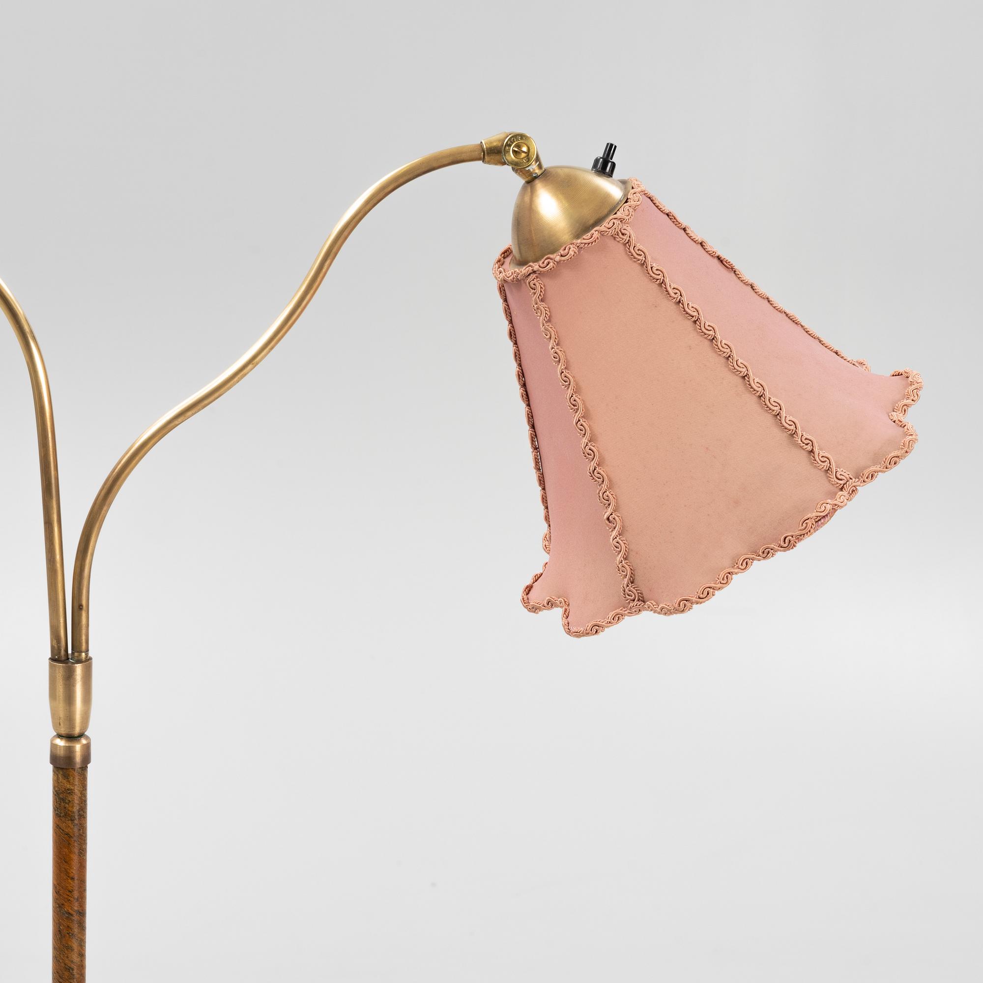A 1930-40s floor lamp.