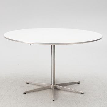 Arne Jacobsen, a dining table, 'Cirkulär / B825', Fritz Hansen, Denmark.