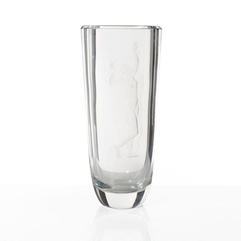 Edvin Öhrström, a glass vase, Orrefors 1942.