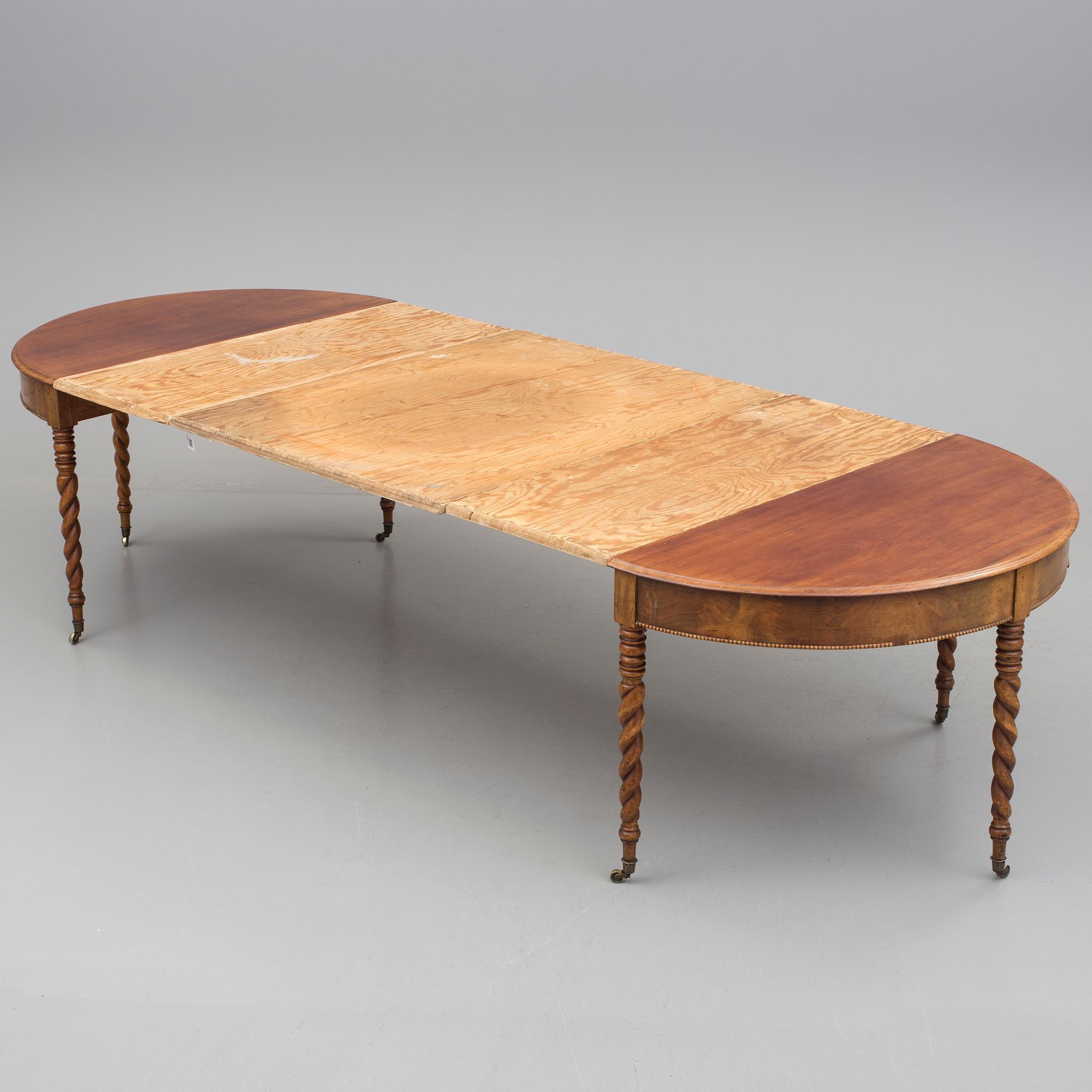 MATBORD, med 3 iläggsskivor, 1800-talets mitt.