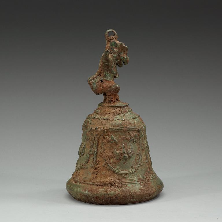 TEMPELKLOCKA, brons. Östra Java, Majapahit Kingdom, troligen 1200-tal.