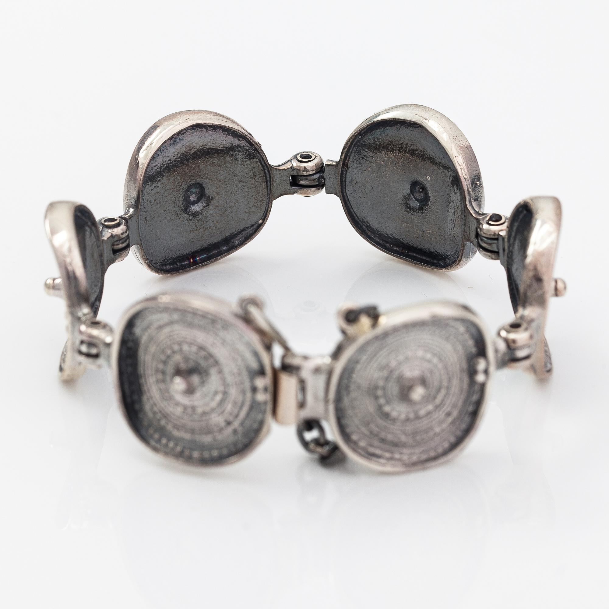 Jorma Laine, Armband "Chic", silver. Turun Hopea, Åbo 1970/80-tal.