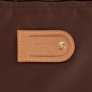 LOUIS VUITTON, resväska, "Pegase 70".