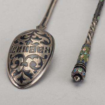 A set of six Russian silver and enamel spoons, around 1900 weight ca 195 gr.