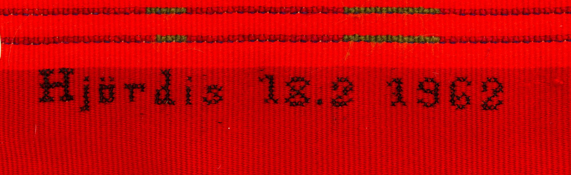 Eija-Annikki Vesimaa, a Finnish long pile rya rug model  for Friends of Finnish Handicraft. Circa 185 x 125 cm.