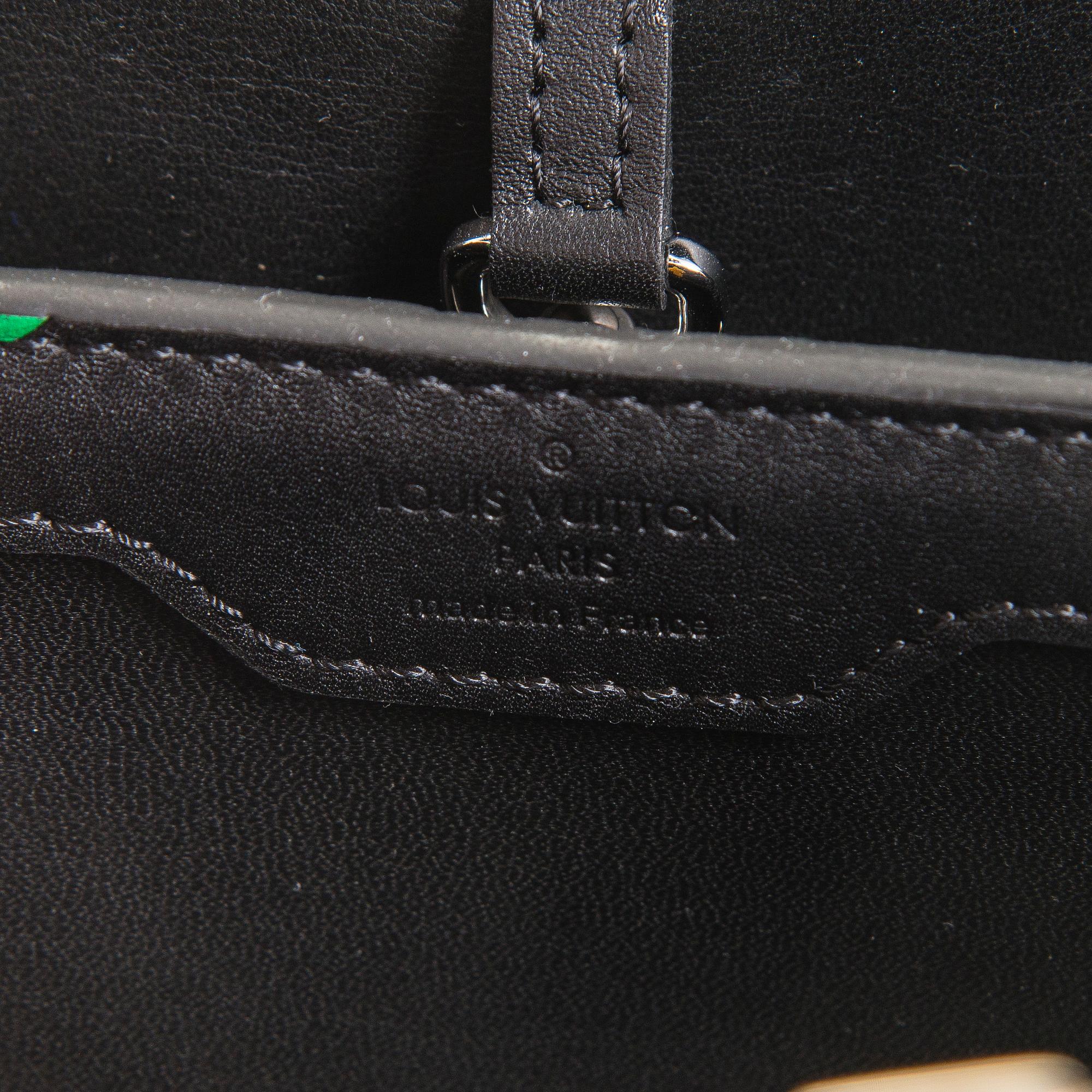 Louis Vuitton, laukku, "Blossom Capucines PM".