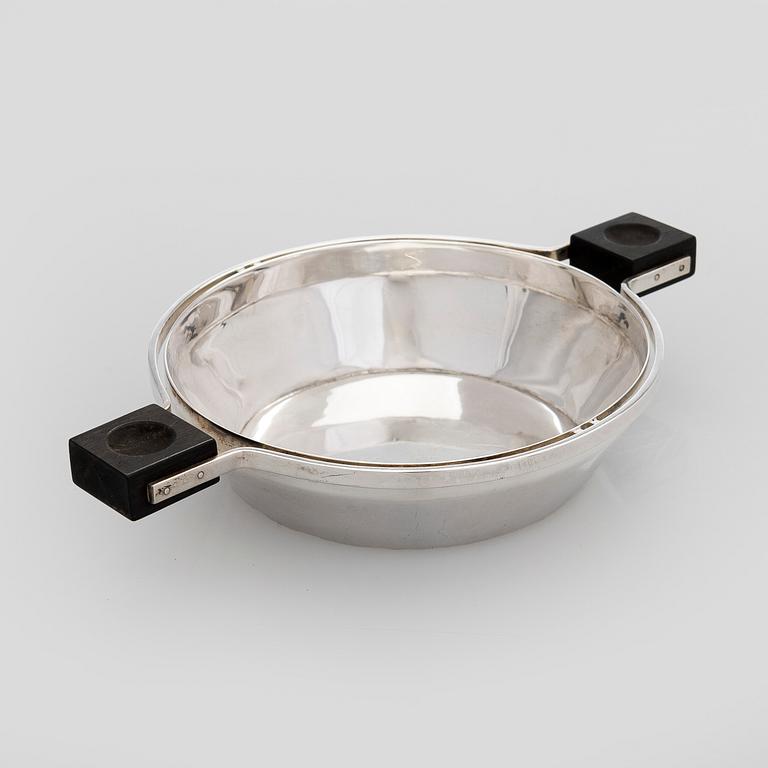 Mauno Honkanen, Malja, hopeaa, Tillander, Helsinki 1958.