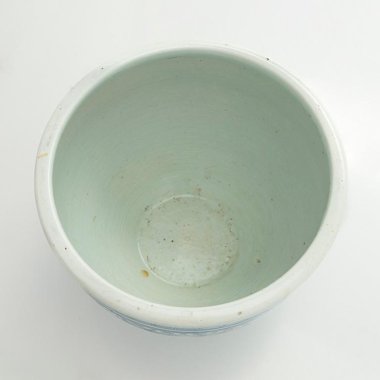 Vase and bowls 2 pcs, China.