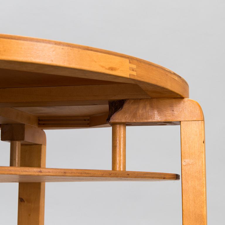 Alvar Aalto, bord, modell A72 för O.Y. Huonekalu- ja Rakennustyötehdas A.B. 1940-tal.