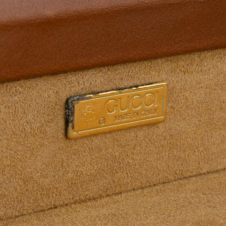 Gucci, briefcase.